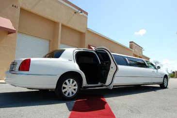 lincoln stretch limo Las Vegas