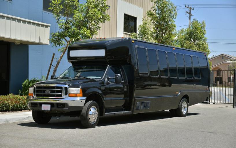 Las Vegas 25 Passenger Party Bus